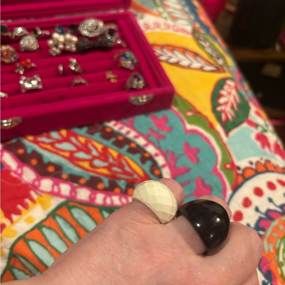 2/$20 Vintage Lucite Black and White Ring Set